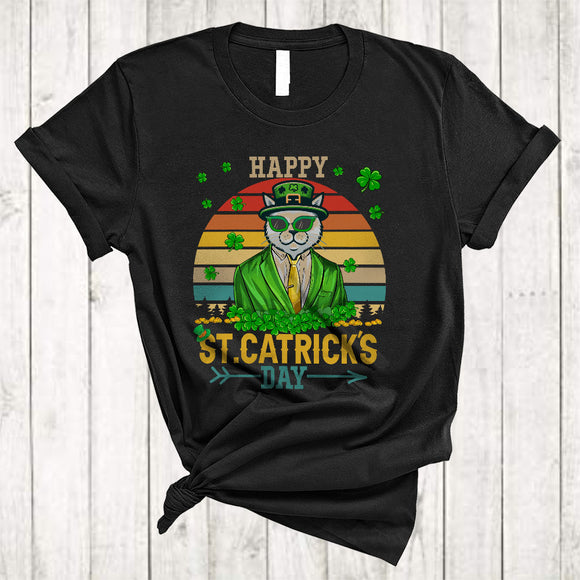 MacnyStore - Happy St. Catrick's Day, Awesome Vintage Retro St. Patrick's Day Leprechaun Cat, Shamrocks T-Shirt