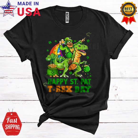 MacnyStore - Happy St. Pat T-Rex Day Cool Funny St. Patrick's Day Leprechaun Riding T-Rex Dinosaur Drinking Beer T-Shirt