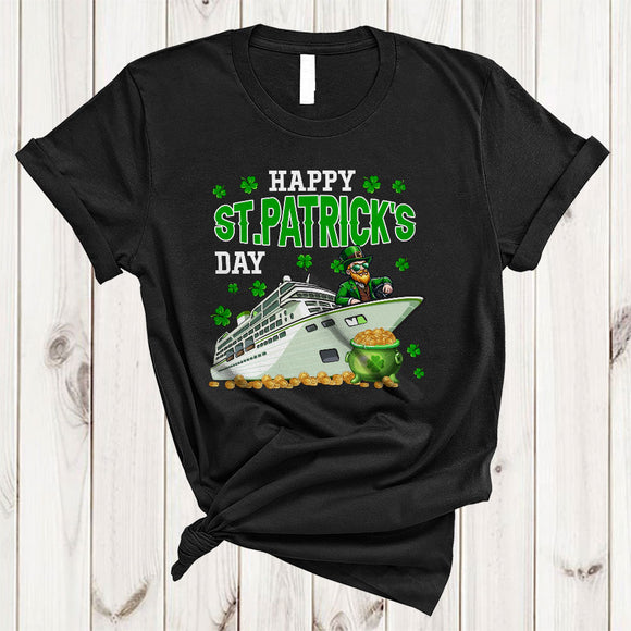 MacnyStore - Happy St. Patrick's Day, Adorable Leprechaun On Cruise Ship Lover, Lucky Shamrock Irish Family T-Shirt