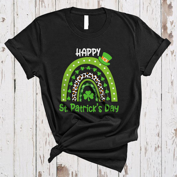 MacnyStore - Happy St. Patrick's Day, Awesome St. Patrick's Day Leprechaun Shamrock, Leopard Plaid Rainbow T-Shirt