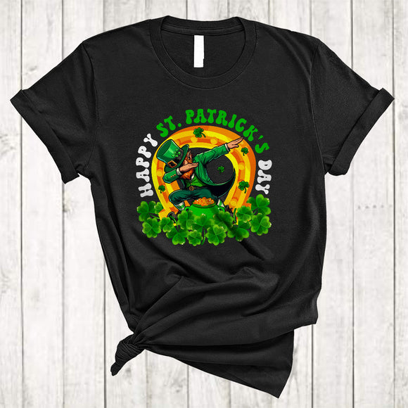 MacnyStore - Happy St. Patrick's Day, Lovely Irish Man Dabbing, Horseshoe Shamrock Lucky Family Group T-Shirt
