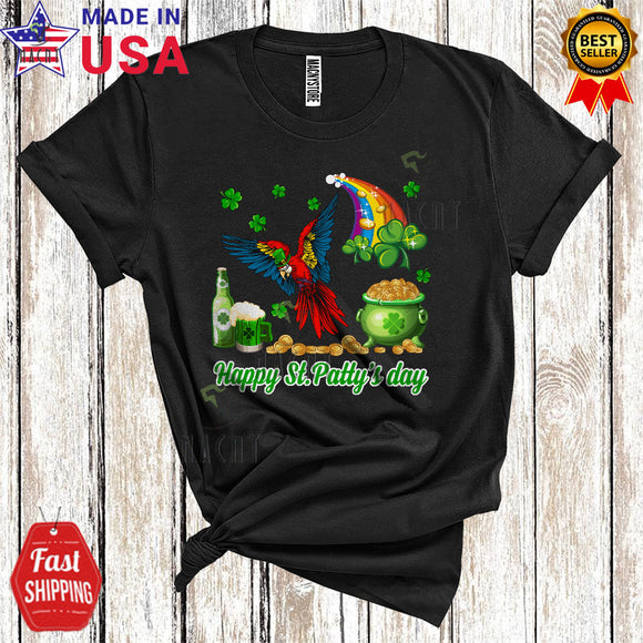 MacnyStore - Happy St. Patty's Day Cute Funny St. Patrick's Day Shamrock Leprechaun Parrot Bird Beer Drinking T-Shirt