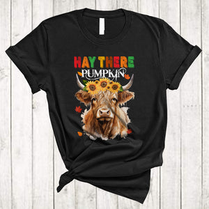 MacnyStore - Hay There Pumkin, Cute Vintage Thanksgiving Highland Cow Sunflower, Autumn Fall Leaf T-Shirt
