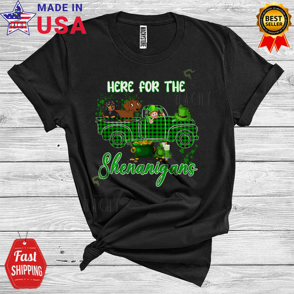 MacnyStore - Here For The Shenanigans Cool St. Patrick's Day Leprechaun Riding Green Plaid Pickup Truck Dachshund T-Shirt