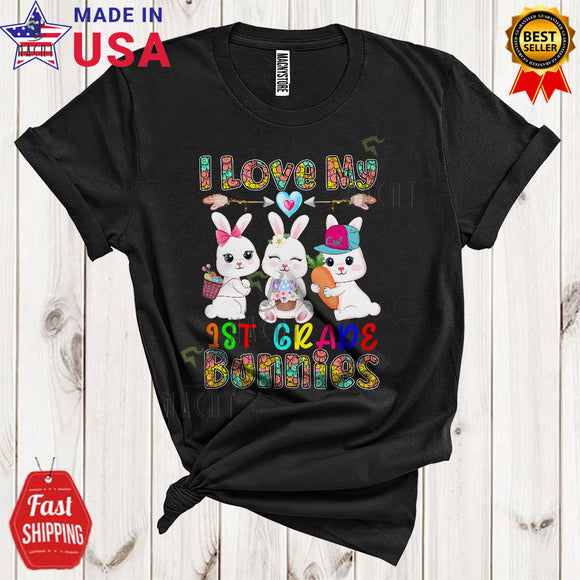MacnyStore - I Love My 1st Grade Bunnies Cute Cool Easter Day Floral Flowers Three Bunnies Hunting Easter Egg T-Shirt