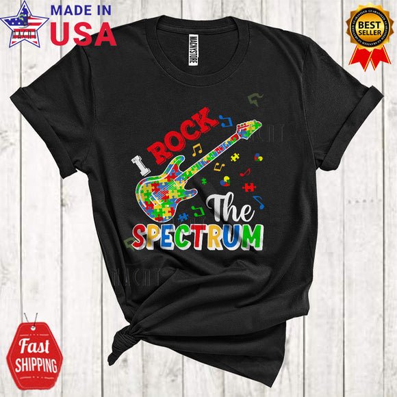 MacnyStore - I Rock The Spectrum Cool Funny Autism Awareness Puzzle Pieces Rock Guitar Guitarist T-Shirt