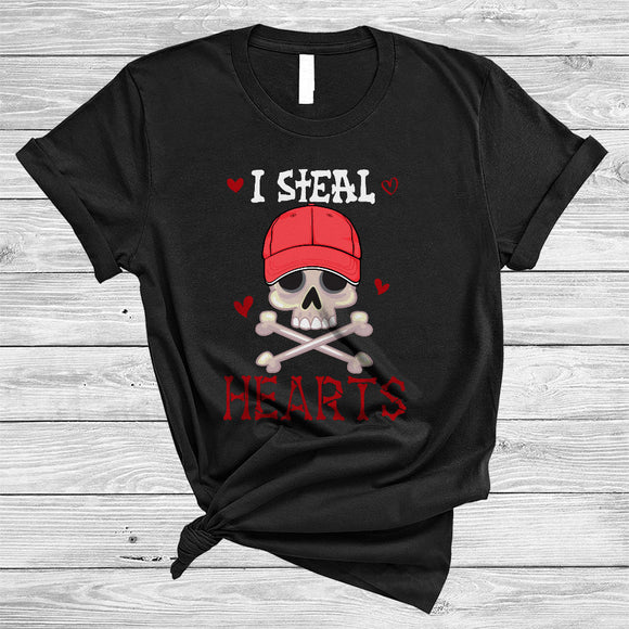 MacnyStore - I Steal Hearts, Humorous Valentine's Day Pirate Skull Holding Heart, Matching Couple Lover T-Shirt