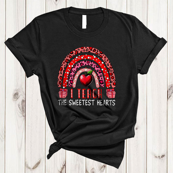 MacnyStore - I Teach The Sweetest Hearts, Awesome Valentine's Day Teacher Proud, Leopard Rainbow T-Shirt