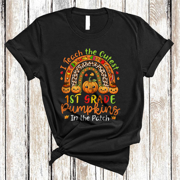 MacnyStore - I Teach the Cutest 1st Grade Pumpkins, Lovely Thanksgiving Rainbow Pumpkin, Teacher Group T-Shirt