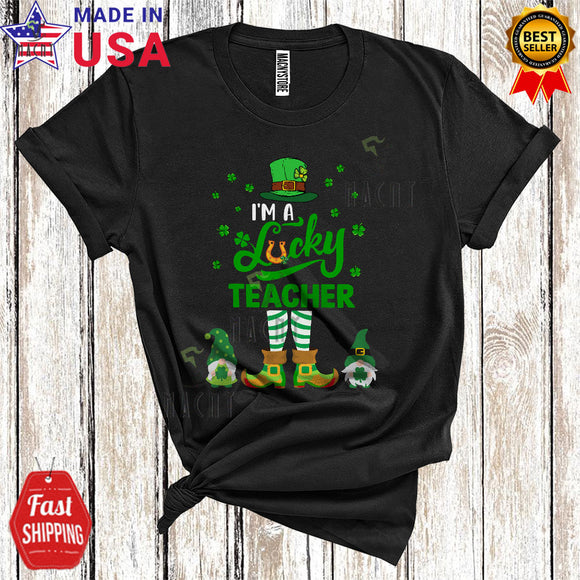 MacnyStore - I'm A Lucky Lucky Teacher Cool Happy St. Patrick's Day Shamrock Gnomes Leprechaun Family Group T-Shirt
