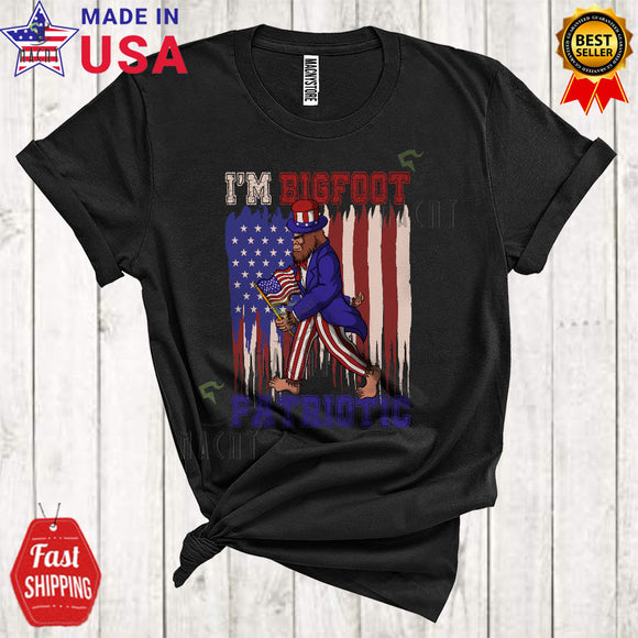 MacnyStore - I'm Bigfoot Patriotic Cool Happy 4th Of July Independence Day American Flag Bigfoot Lover T-Shirt