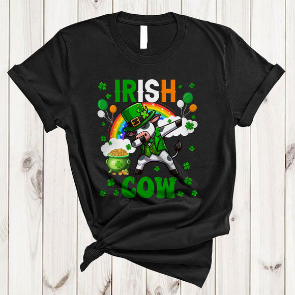 MacnyStore - Irish Cow, Adorable St. Patrick's Day Rainbow Cow Lover, Lucky Irish Group Shamrock T-Shirt