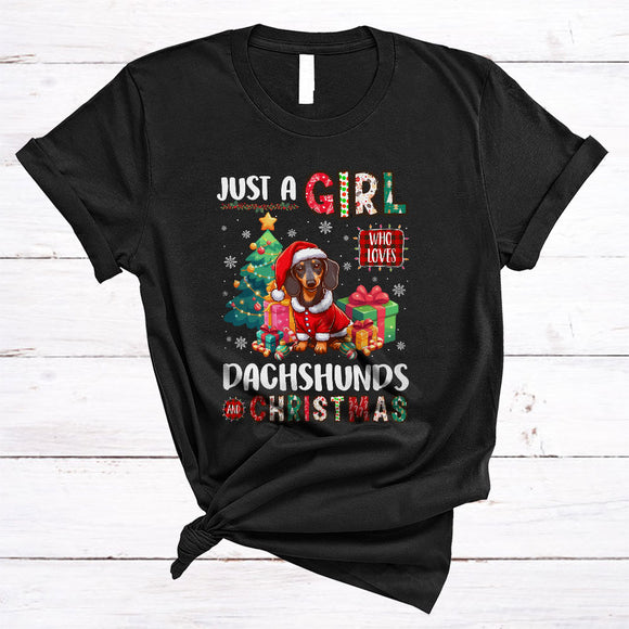 MacnyStore - Just A Girl Who Loves Dachshunds And Christmas, Lovely Santa Dachshund, X-mas Family Group T-Shirt