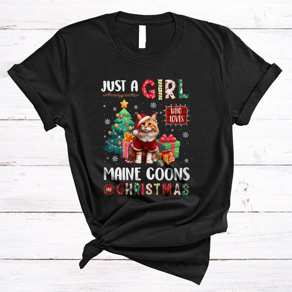 MacnyStore - Just A Girl Who Loves Maine Coons And Christmas, Lovely Santa Maine Coon, X-mas Family Group T-Shirt