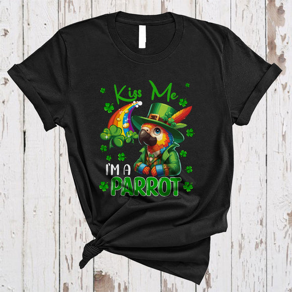 MacnyStore - Kiss Me I'm A Parrot, Adorable St. Patrick's Day Leprechaun Animal Lover, Shamrock Rainbow T-Shirt
