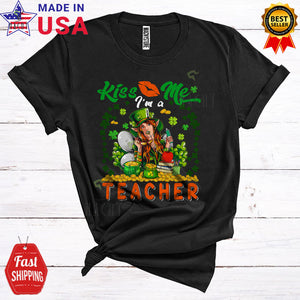 MacnyStore - Kiss Me I'm A Teacher Funny Cute St. Patrick's Day Shamrock Irish Leprechaun Teacher Lover T-Shirt