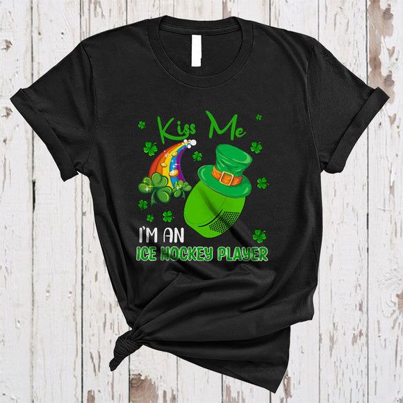 MacnyStore - Kiss Me I'm An Ice Hockey Player, Joyful St. Patrick's Day Leprechaun Sport Player, Shamrock Rainbow T-Shirt