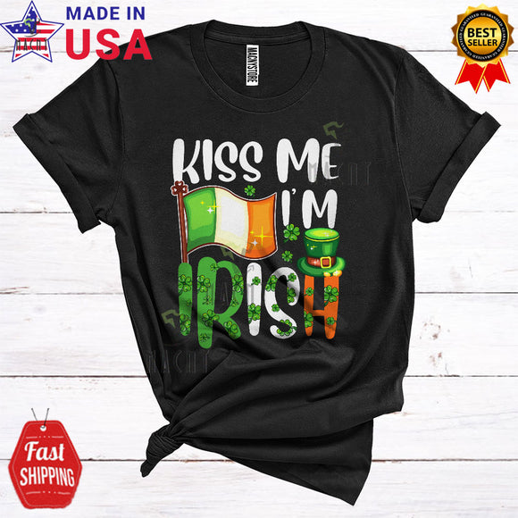 MacnyStore - Kiss Me I'm Irish Cute Happy St. Patrick's Day Irish Flag Shamrock Leprechaun Hat Lover T-Shirt