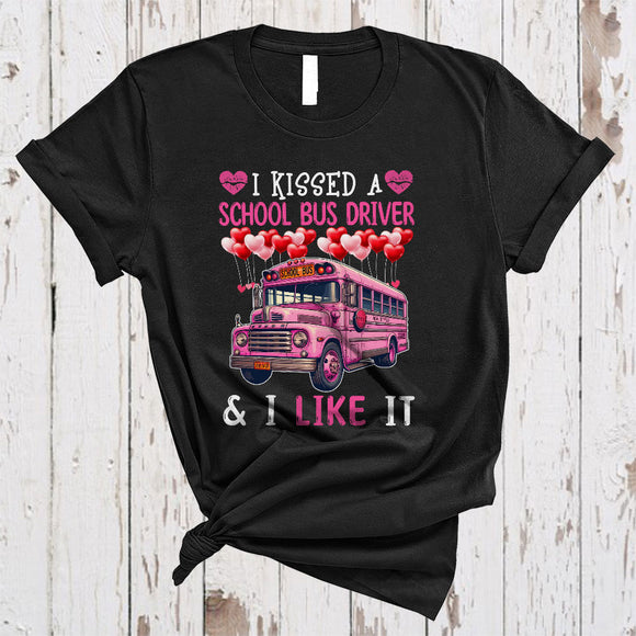 MacnyStore - Kissed A School Bus Driver, Cheerful Valentine's Day School Bus Driver Lover, Hearts Matching Valentine Couple T-Shirt