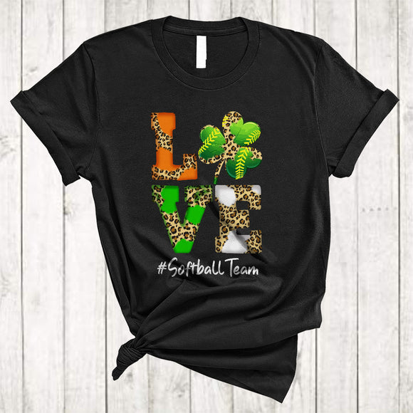 MacnyStore - LOVE Softball Team, Joyful St. Patrick's Day Leopard Shamrocks, Softball Sport Player Team T-Shirt