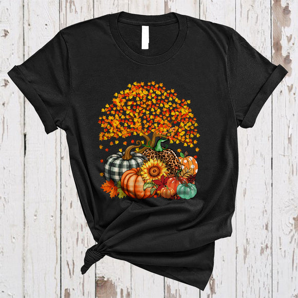 MacnyStore - Leopard Plaid Pumpkins Sunflower Fall Tree, Happy Thanksgiving Pumpkin, Family Group T-Shirt