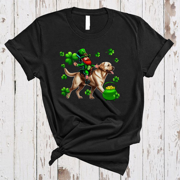 MacnyStore - Leprechaun Riding Labrador Retriever, Adorable St. Patrick's Day Pot Of Gold Shamrock, Family Group T-Shirt