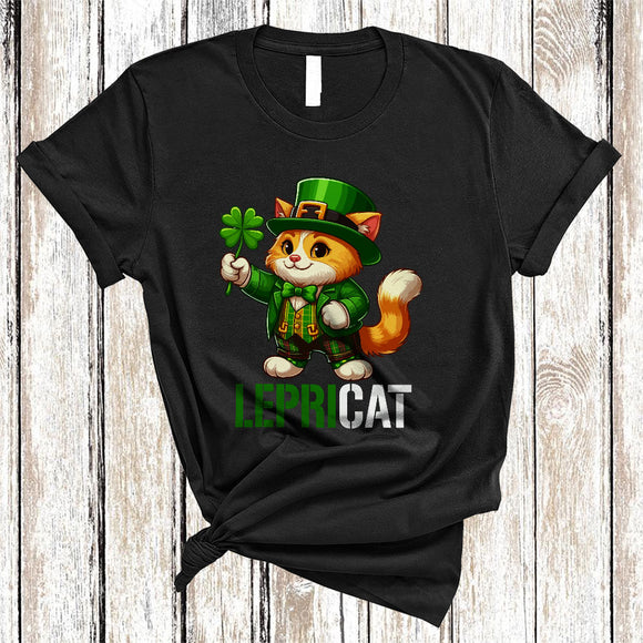 MacnyStore - Lepricat, Adorable St. Patrick's Day Leprechaun Cat Holding Shamrock, Matching Family Group T-Shirt