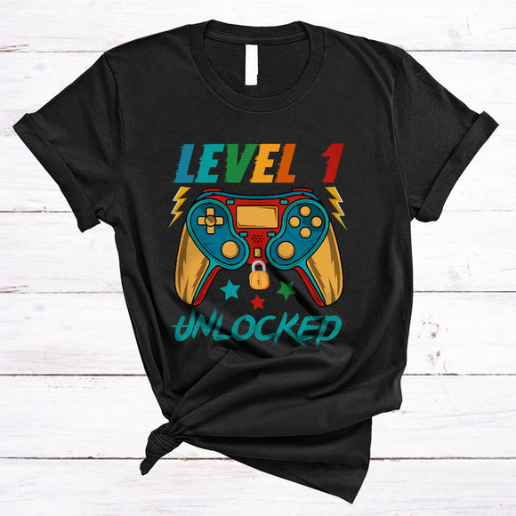 MacnyStore - Level 1 Unlocked, Awesome 1st Birthday Vintage Games Controller, Matching Gamer Gaming Lover T-Shirt