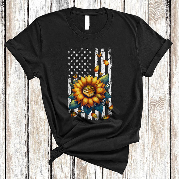 MacnyStore - Librarian American Flag Sunflower, Awesome Vintage US Flag Sunflower, Librarian Family Group T-Shirt