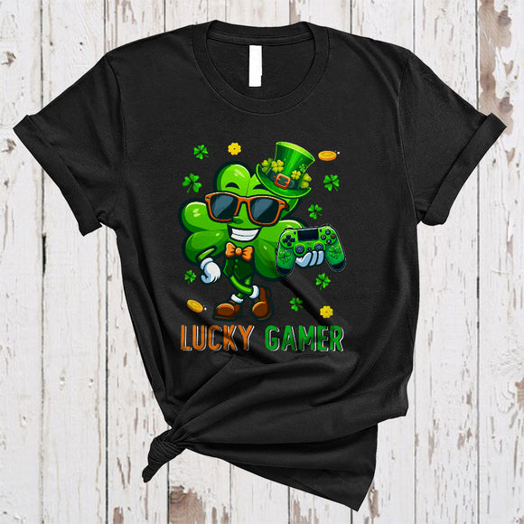 MacnyStore - Lucky Gamer, Joyful St. Patrick's Day Shamrock Holding Game Controller, Gaming Gamer Group T-Shirt