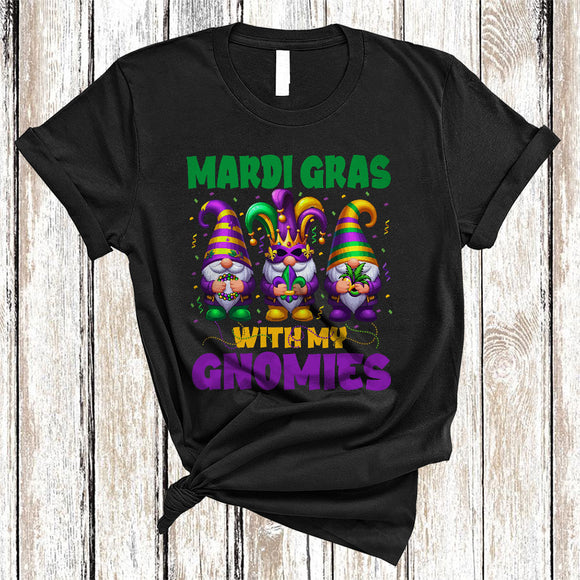 MacnyStore - Mardi Gras With My Gnomies, Wonderful Mardi Gras Three Gnomes, Matching Parades Group T-Shirt