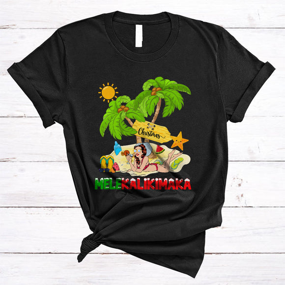 MacnyStore - Mele Kalikimaka Cool Awesome Christmas Hawaiian Hawaii Girl Women Drinking Beach Summer Lover T-Shirt
