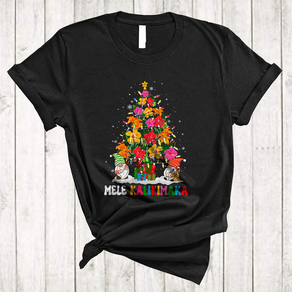 MacnyStore - Mele Kalikimaka, Colorful Christmas Hawaiian Floral Hibiscus X-mas Tree, Gnomes Lover T-Shirt