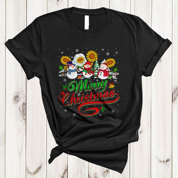 MacnyStore - Merry Christmas, Cool Lovely Three Snowman With Sunflower, Snow Around Pajama Family X-mas T-Shirt