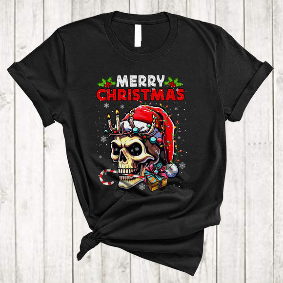 MacnyStore - Merry Christmas, Scary Cool Christmas Santa Skull Lover, X-mas Lights Snow Around T-Shirt