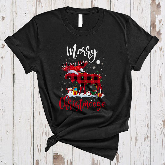 MacnyStore - Merry Christmoose, Lovely Red Plaid Christmas Santa Moose, X-mas Lights Wild Animal Lover T-Shirt