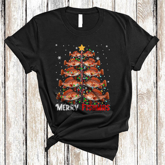 MacnyStore - Merry Fishmas, Cheerful Santa Lightser Christmas Tree, Animal Lover Matching X-mas Lights T-Shirt