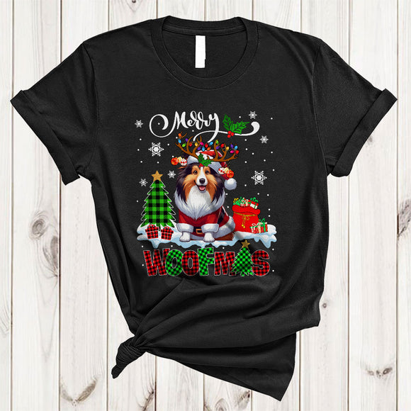 MacnyStore - Merry Woofmas, Cheerful Plaid Christmas Santa Reindeer Shetland Sheepdog, X-mas Lights Tree T-Shirt