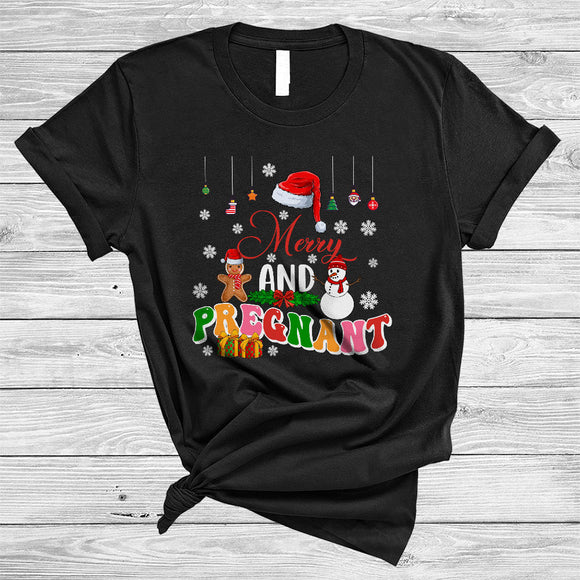 MacnyStore - Merry and Pregnant, Colorful Christmas Pregnancy Reveal Announcement, Family X-mas Group T-Shirt