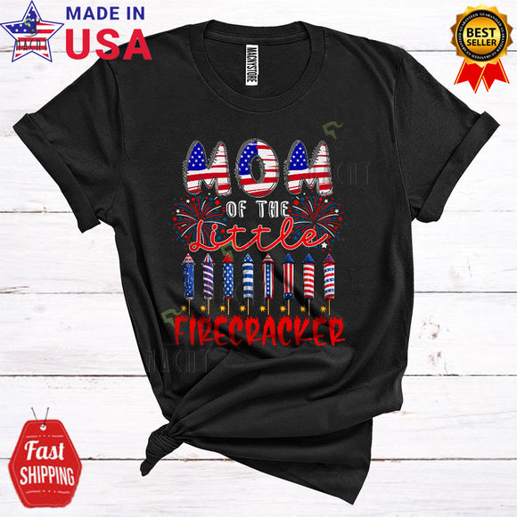 MacnyStore - Mom Of The Little Firecracker Cute Cool 4th Of July Firework Patriotic Matching Family T-Shirt