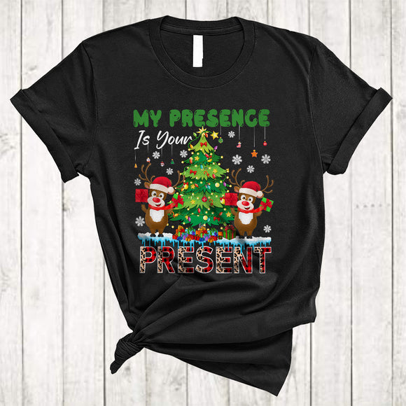 MacnyStore - My Presence Is Your Present, Adorable Christmas Tree Santa Reindeer Lover, X-mas Animal Family T-Shirt