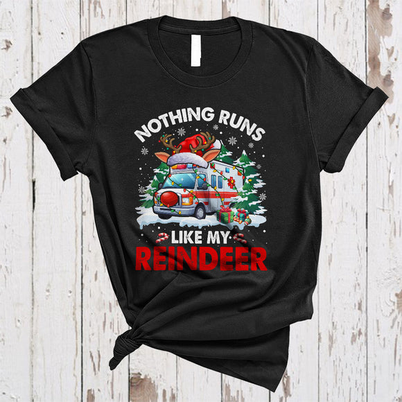 MacnyStore - Nothing Runs Like My Reindeer, Humorous Christmas Santa Reindeer Ambulance, X-mas Lights Tree T-Shirt
