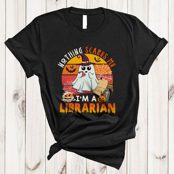 MacnyStore - Nothing Scares Me I'm A Librarian Creepy Retro Halloween Matching Witch Boo Ghost Lover T-Shirt