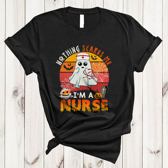 MacnyStore - Nothing Scares Me I'm A Nurse Creepy Retro Halloween Matching Witch Boo Ghost Lover T-Shirt