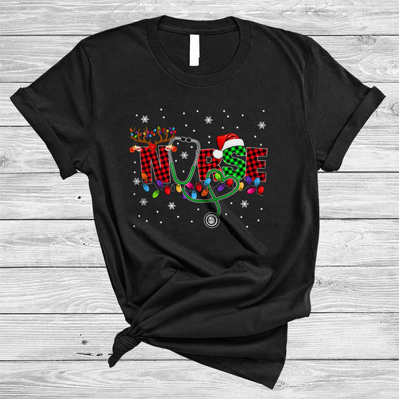 MacnyStore - Nurse, Amazing Plaid Christmas Santa Reindeer Stethoscope Nurses, X-mas Lights Family T-Shirt