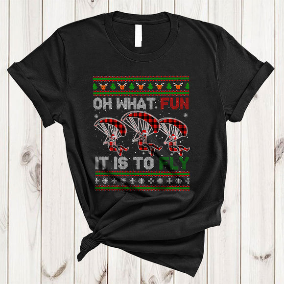 MacnyStore - Oh What Fun It Is To Fly, Wonderful X-mas Three Plaid Santa Flying Paragliding, Christmas Group T-Shirt