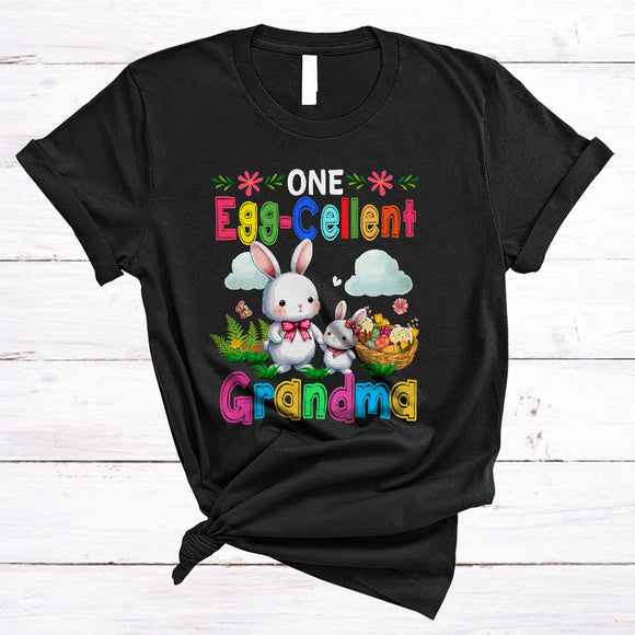 MacnyStore - One Egg-Cellent Grandma, Wonderful Easter Day Bunnies Family Group, Flowers Egg Hunting Lover T-Shirt