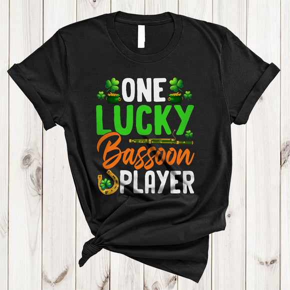 MacnyStore - One Lucky Bassoon Player, Awesome St. Patrick's Day Bassoon Team, Shamrock Irish Family Group T-Shirt