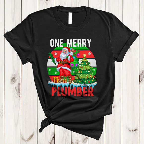 MacnyStore - One Merry Plumber, Cool Retro Christmas Tree Santa Lover, Matching X-mas Group T-Shirt