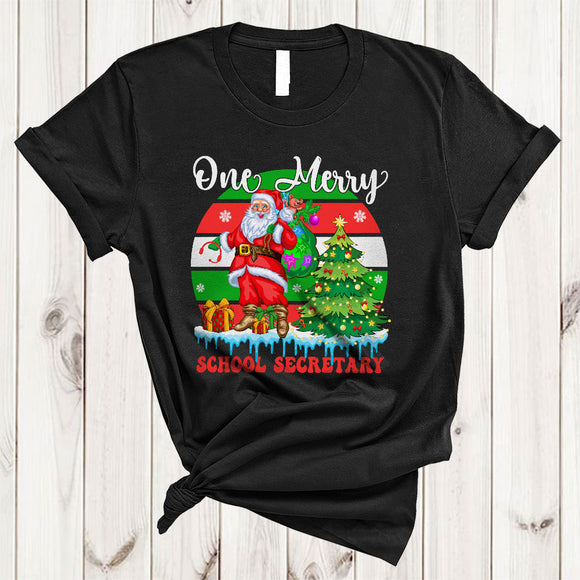 MacnyStore - One Merry School Secretary, Cool Retro Christmas Tree Santa Lover, Matching X-mas Group T-Shirt